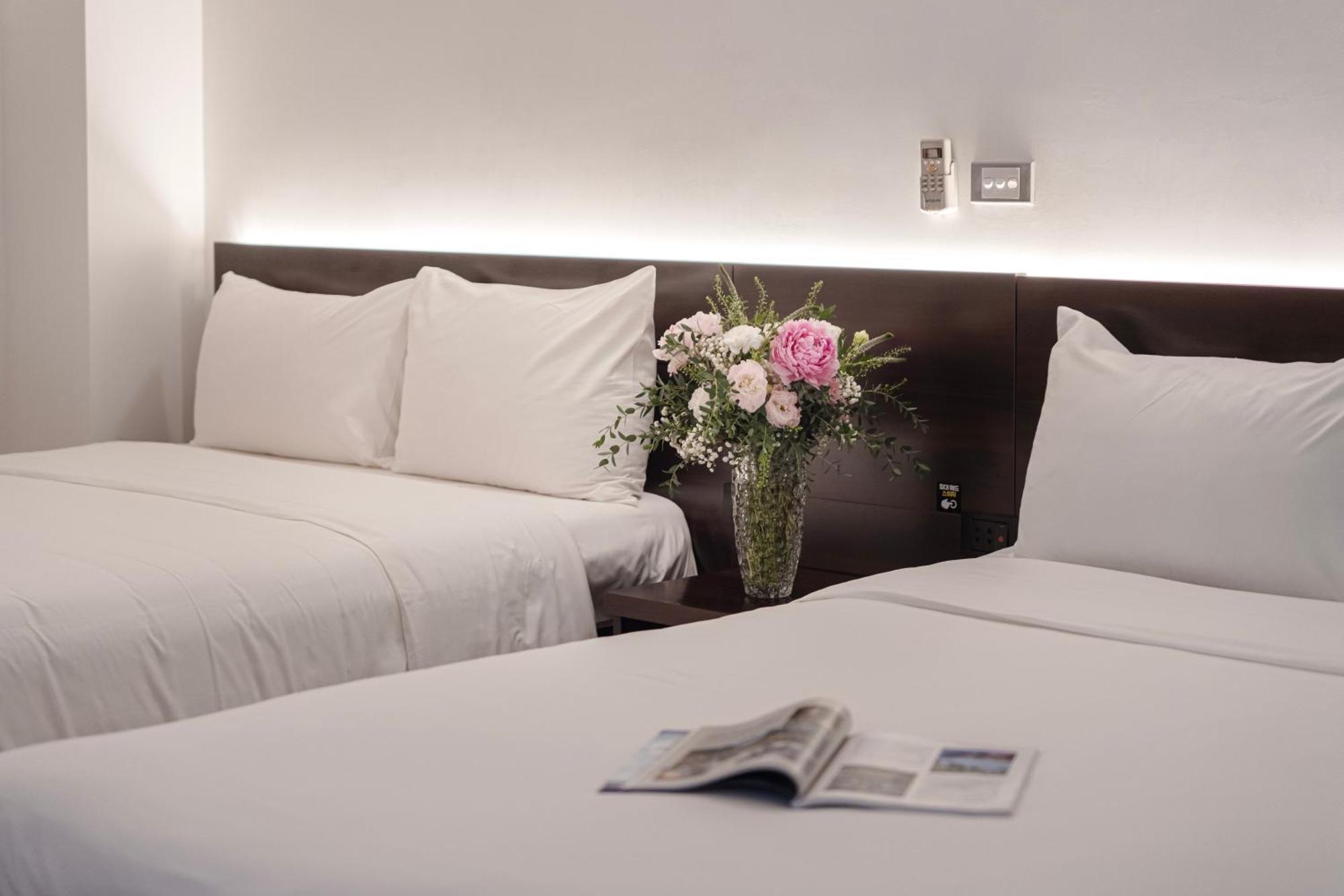 그레이스 호텔 Grace Hotel & Residence Hanoi Bagian luar foto